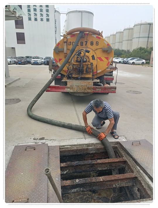 王下乡隔油池清掏