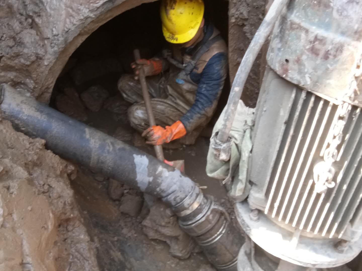 王下乡管道清淤